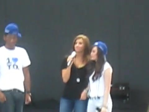 Jonas Brothers sound check 2679