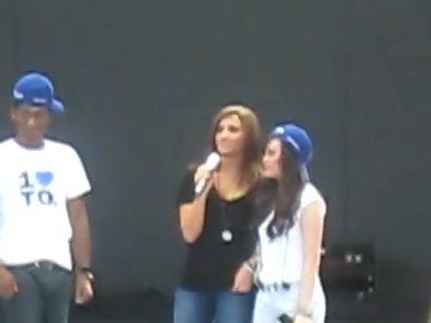 Jonas Brothers sound check 2680
