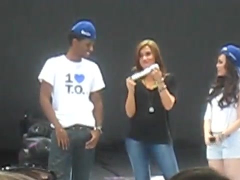 Jonas Brothers sound check 3140
