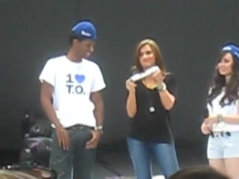 Jonas Brothers sound check 3154