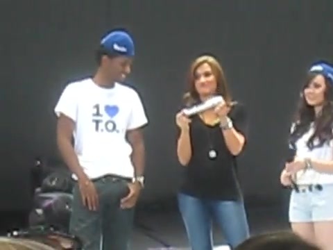 Jonas Brothers sound check 3156