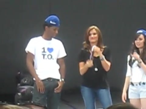Jonas Brothers sound check 3178