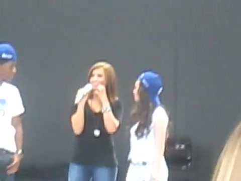 Jonas Brothers sound check 2765