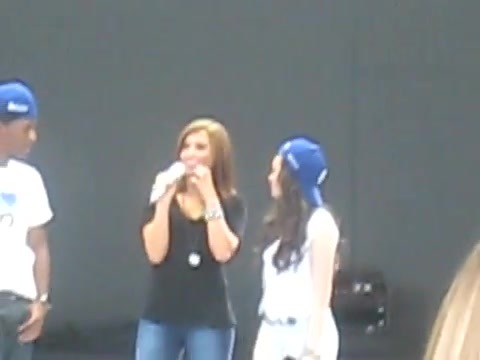 Jonas Brothers sound check 2766 - Demilush - Jonas Brothers sound check Part oo6