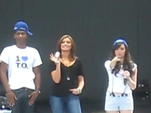 Jonas Brothers sound check 2457 - Demilush - Jonas Brothers sound check Part oo5