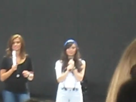 Jonas Brothers sound check 3464