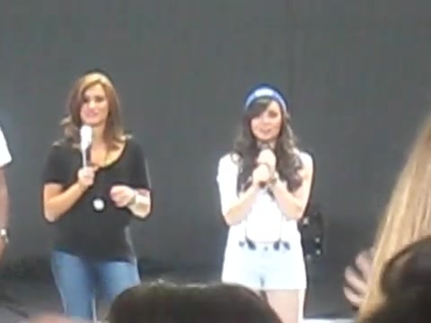Jonas Brothers sound check 3570