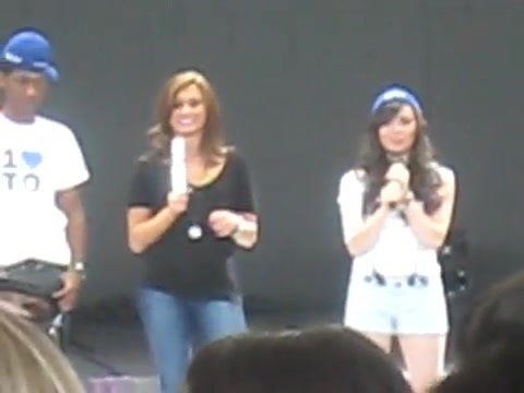 Jonas Brothers sound check 3598