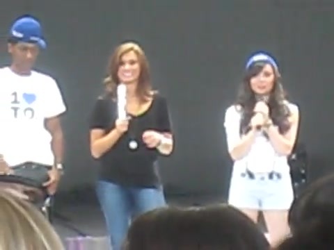 Jonas Brothers sound check 3604