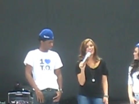 Jonas Brothers sound check 4091 - Demilush - Jonas Brothers sound check Part oo9
