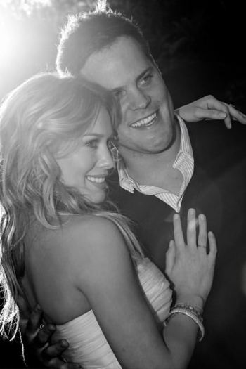 Hilary-Duff-Pregnant-Expecting-Child-Mike-Comrie - Hilary Duff