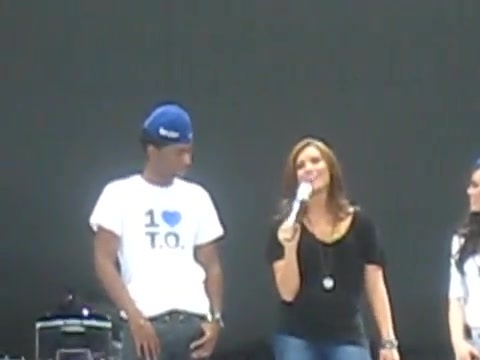 Jonas Brothers sound check 4103 - Demilush - Jonas Brothers sound check Part oo9