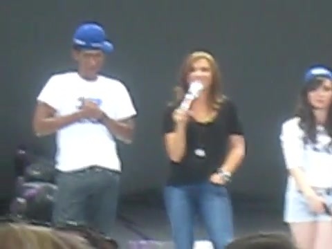 Jonas Brothers sound check 4574