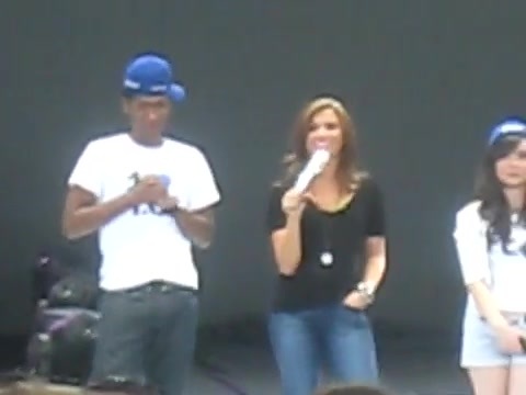 Jonas Brothers sound check 4596