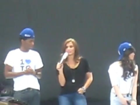 Jonas Brothers sound check 4311