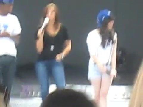 Jonas Brothers sound check 4341 - Demilush - Jonas Brothers sound check Part oo9
