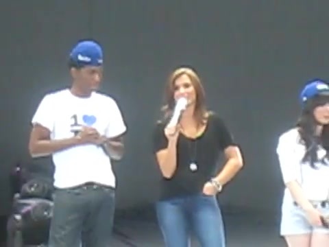 Jonas Brothers sound check 4417 - Demilush - Jonas Brothers sound check Part oo9