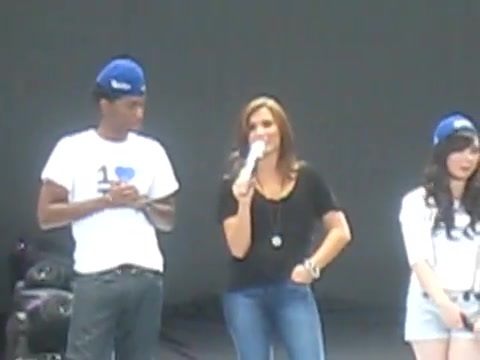 Jonas Brothers sound check 4426