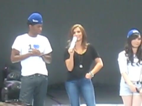 Jonas Brothers sound check 4438 - Demilush - Jonas Brothers sound check Part oo9