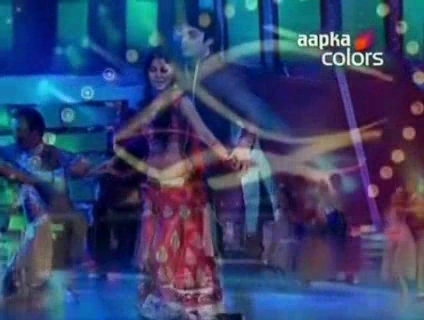 00_01_44 - D-Karan Wahi-Jennifer Winget Performance On Telly Awards 2010 - YouTube