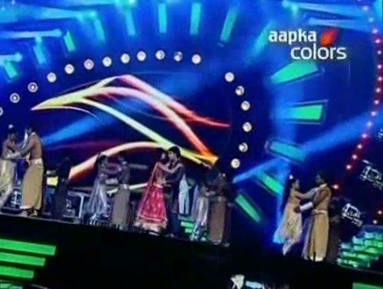 00_01_51 - D-Karan Wahi-Jennifer Winget Performance On Telly Awards 2010 - YouTube