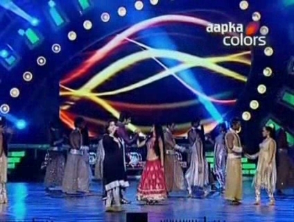 00_02_27 - D-Karan Wahi-Jennifer Winget Performance On Telly Awards 2010 - YouTube