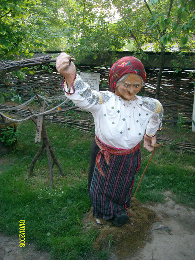 Matusa Marioara - Hai hui