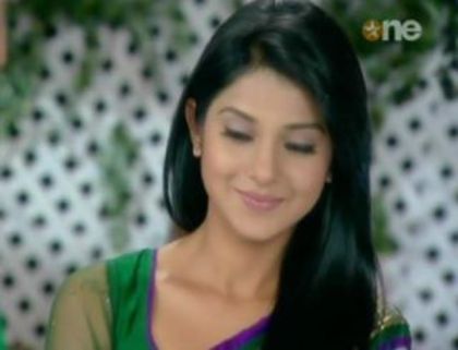 405907_339037256107910_100000049166307_1457622_1416056233_n - jennifer winget 8