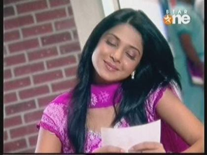 19Aug_40 - jennifer winget 8