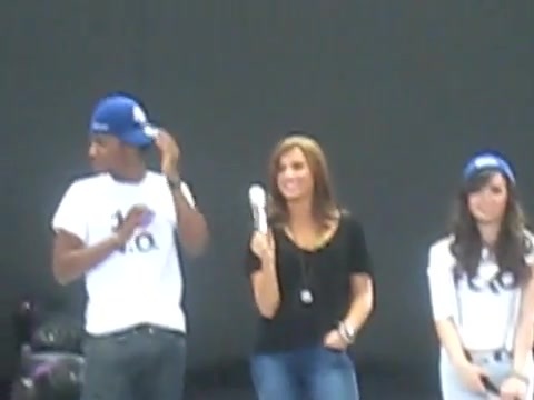 Jonas Brothers sound check 4731 - Demilush - Jonas Brothers sound check Part o10