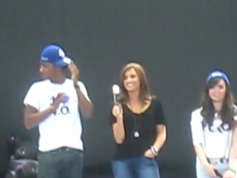 Jonas Brothers sound check 4733 - Demilush - Jonas Brothers sound check Part o10