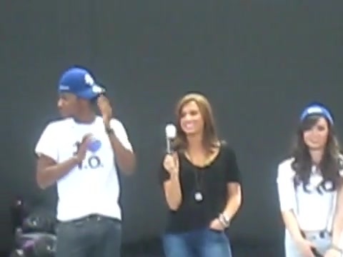 Jonas Brothers sound check 4734 - Demilush - Jonas Brothers sound check Part o10