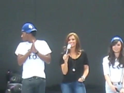 Jonas Brothers sound check 4749 - Demilush - Jonas Brothers sound check Part o10