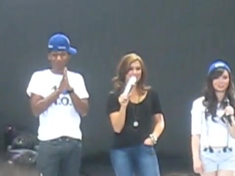 Jonas Brothers sound check 4824 - Demilush - Jonas Brothers sound check Part o10