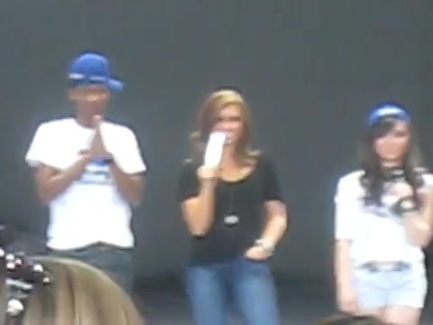 Jonas Brothers sound check 4847 - Demilush - Jonas Brothers sound check Part o10