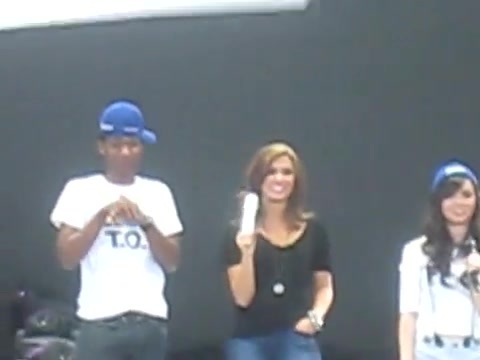 Jonas Brothers sound check 4879 - Demilush - Jonas Brothers sound check Part o10