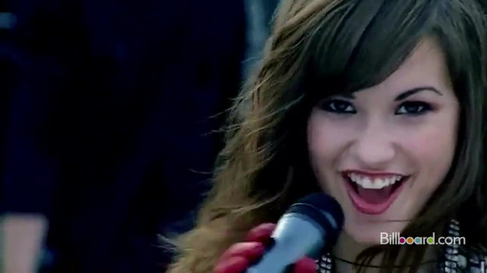 Demi on the Jonas Brothers Tour 0204