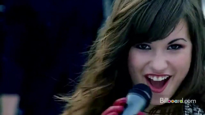 Demi on the Jonas Brothers Tour 0206