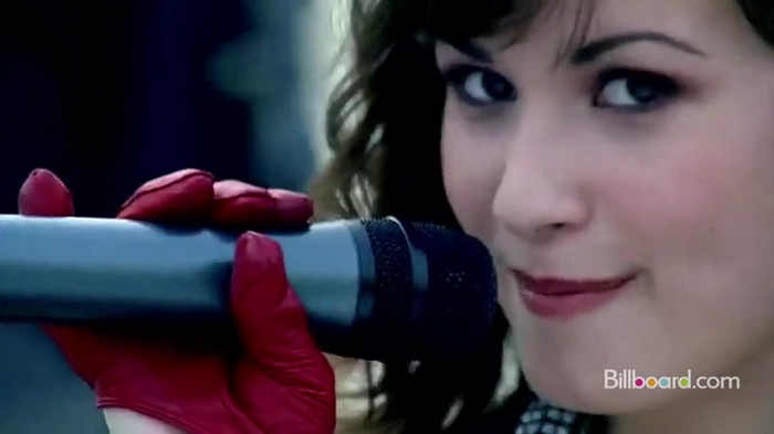 Demi on the Jonas Brothers Tour 0414