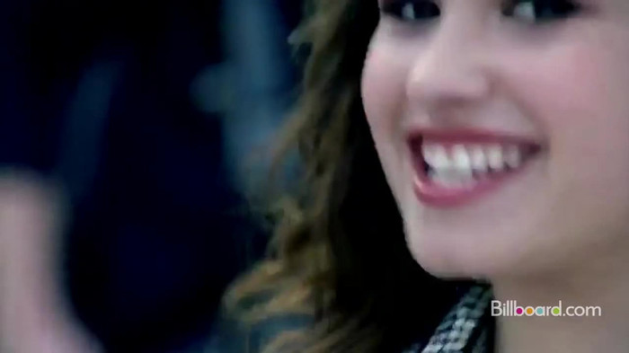 Demi on the Jonas Brothers Tour 0434 - Demilush on the Jonas Brothers Tour Part oo1