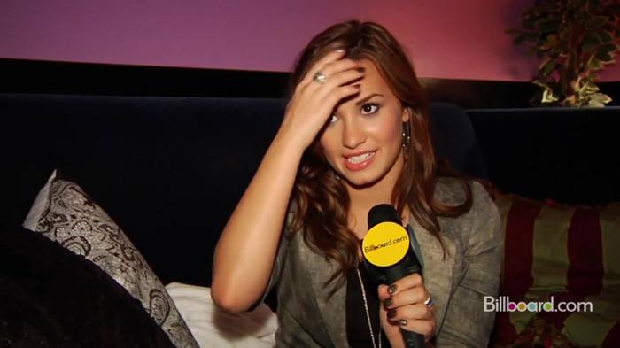 Demi on the Jonas Brothers Tour 1008