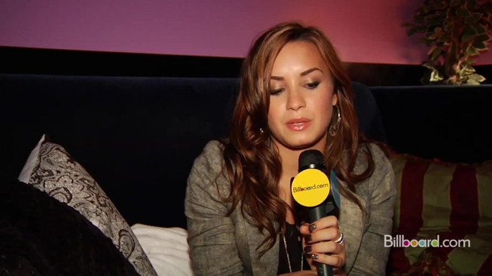 Demi on the Jonas Brothers Tour 0801