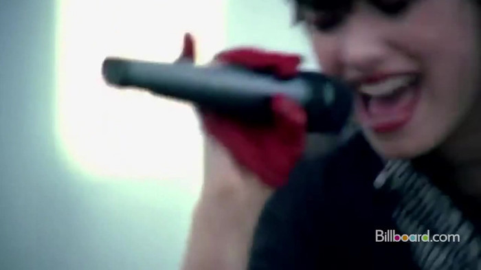 Demi on the Jonas Brothers Tour 1111 - Demilush on the Jonas Brothers Tour Part oo3