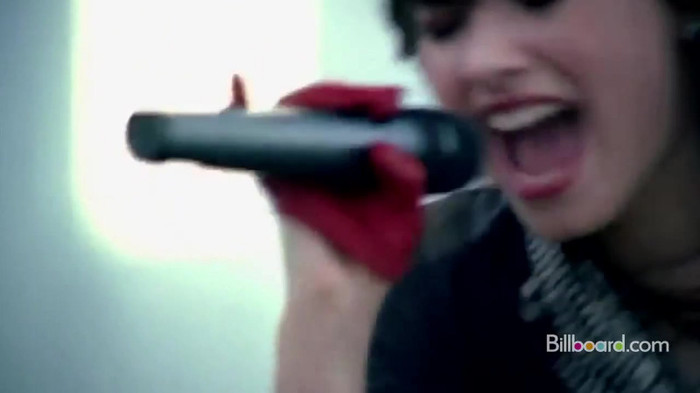 Demi on the Jonas Brothers Tour 1112 - Demilush on the Jonas Brothers Tour Part oo3