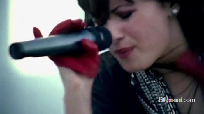 Demi on the Jonas Brothers Tour 1118 - Demilush on the Jonas Brothers Tour Part oo3