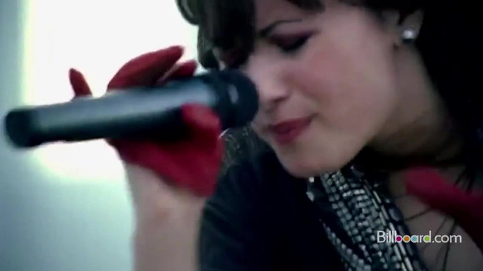 Demi on the Jonas Brothers Tour 1120 - Demilush on the Jonas Brothers Tour Part oo3