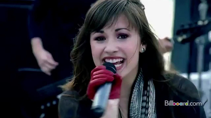 Demi on the Jonas Brothers Tour 1132 - Demilush on the Jonas Brothers Tour Part oo3