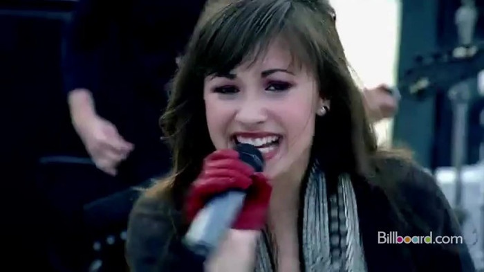 Demi on the Jonas Brothers Tour 1133 - Demilush on the Jonas Brothers Tour Part oo3