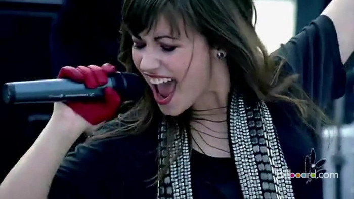 Demi on the Jonas Brothers Tour 1143 - Demilush on the Jonas Brothers Tour Part oo3