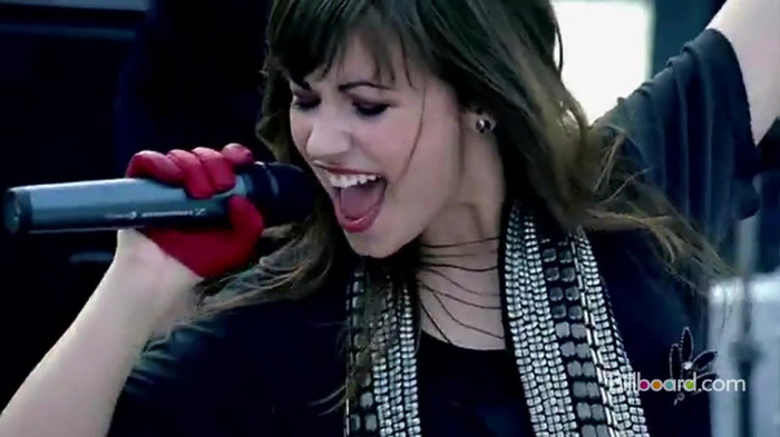 Demi on the Jonas Brothers Tour 1144 - Demilush on the Jonas Brothers Tour Part oo3
